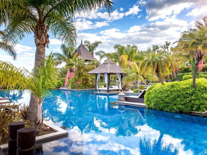 Спа-отель ASIA GARDENS 5* на склоне горы Сьерра-Кортина в Аликанте, Испания Спа-отель ASIA GARDENS 5* на склоне горы Сьерра-Кортина в Аликанте, Испания