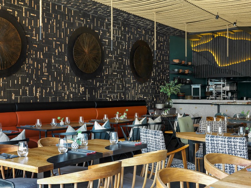 Нотки восточного стиля в интерьере ресторана