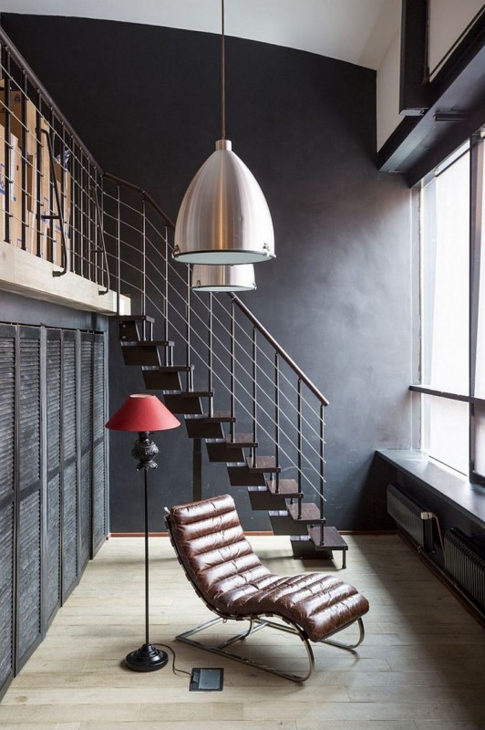 Современные, классические и индустриальные элементы в эффектном лофте