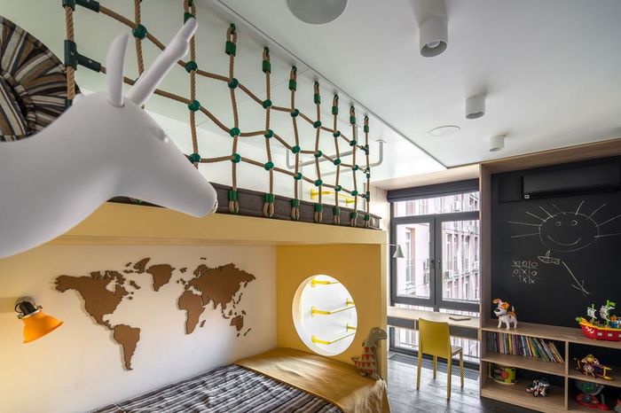 Стеклянные стены для зонирования киевской квартиры Стеклянные стены для зонирования киевской квартиры