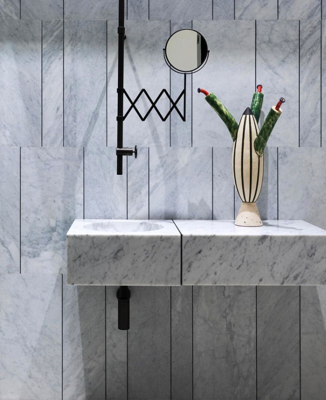 Вдохновляющая коллекция современного искусства в киевском пентхаусе