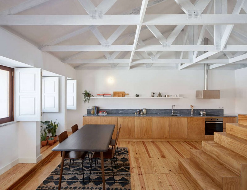 Двухуровневая квартира в Лиссабоне