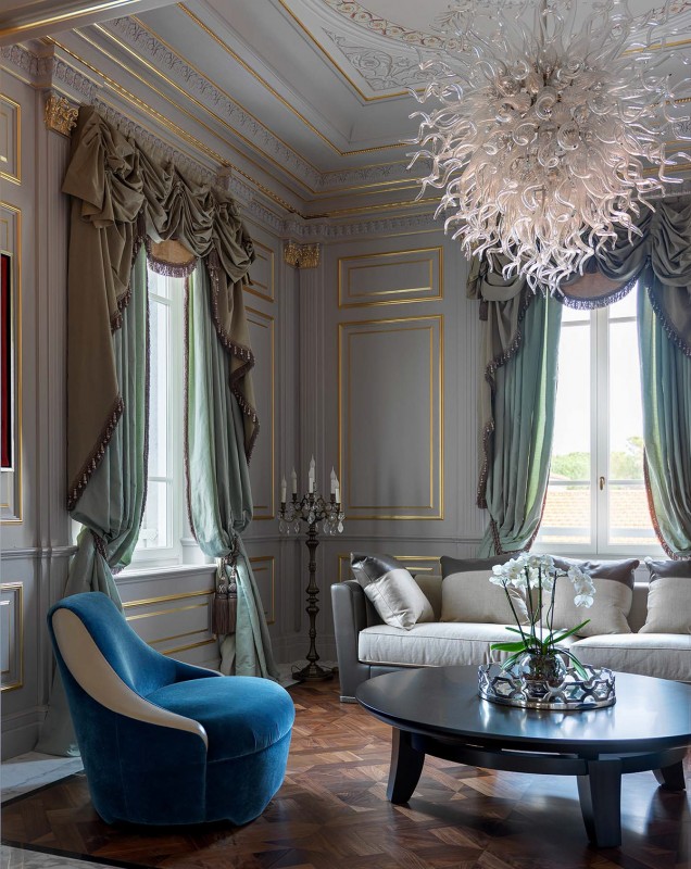 Особняк в неоклассическом стиле Особняк в неоклассическом стиле