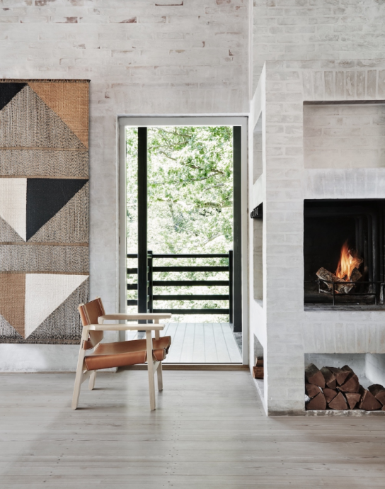 Выставочный зал мебельного бренда Fredericia Furniture в Гентофте, Дания Выставочный зал мебельного бренда Fredericia Furniture в Гентофте, Дания