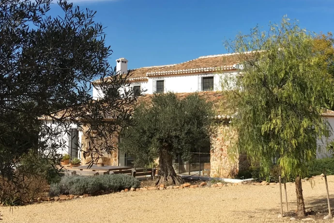 Деревенский каменный дом недалеко от Аликанте, Испания