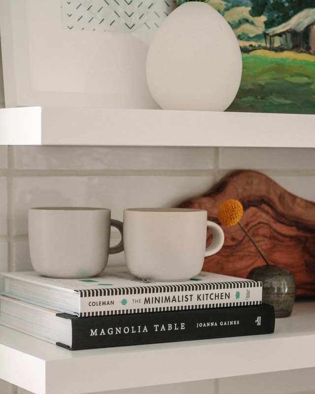 Обновленная кухня в коттедже в Милуоки, штат Висконсин Обновленная кухня в коттедже в Милуоки, штат Висконсин