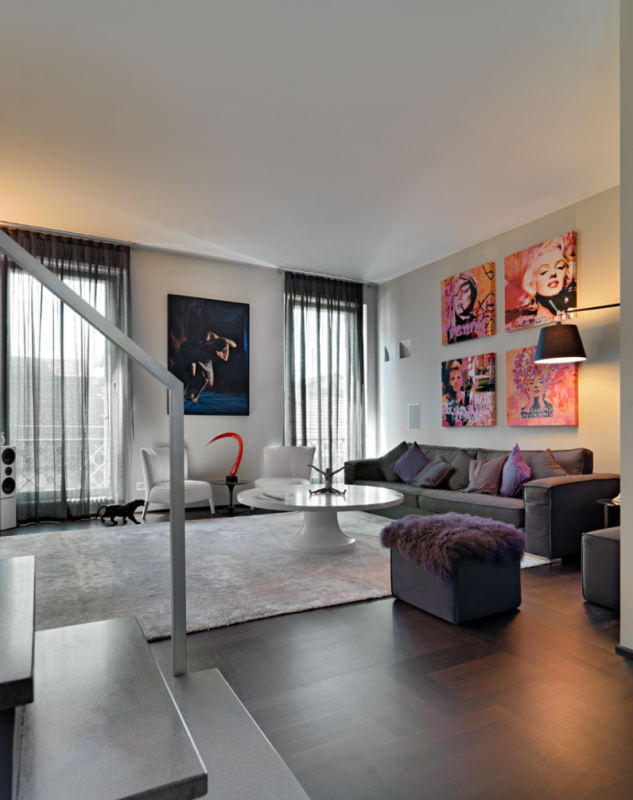 "50 оттенков фиолетового": дизайн квартиры ведущего телешоу