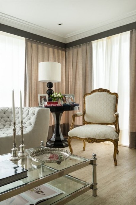 Оформление гостиной от дизайнера Кристины Амуи из Сан-Паулу, работающей в сегменте "luxury"