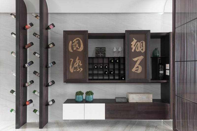 Контрастный интерьер Контрастный интерьер