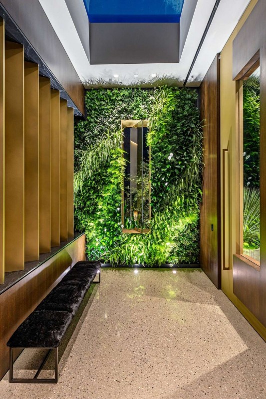 Роскошный дом на Голливудских холмах