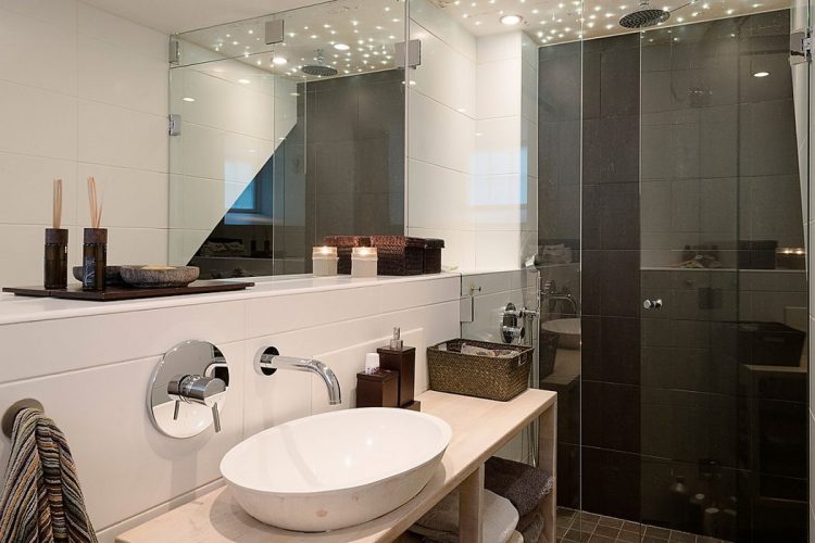 Со вкусом обставленный двухэтажный дом общей площадью 208 м2