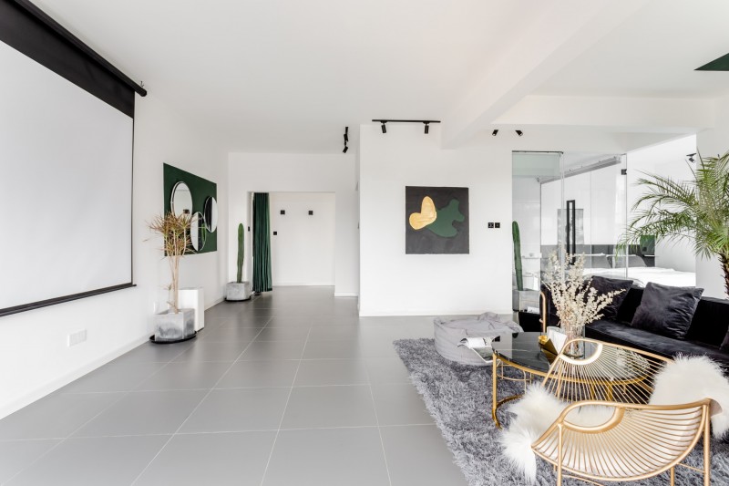 Сочетание элегантной мебели с манхэттенским курортным стилем