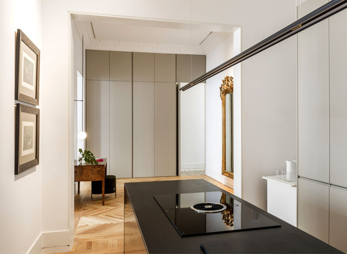 Апартаменты, расположенные в историческом здании XIX века в Мадриде, Испания