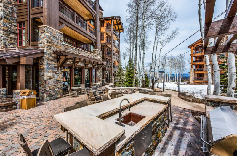 Дом отдыха на горнолыжном курорте Дир-Вэлли в Парк-Сити, штат Юта