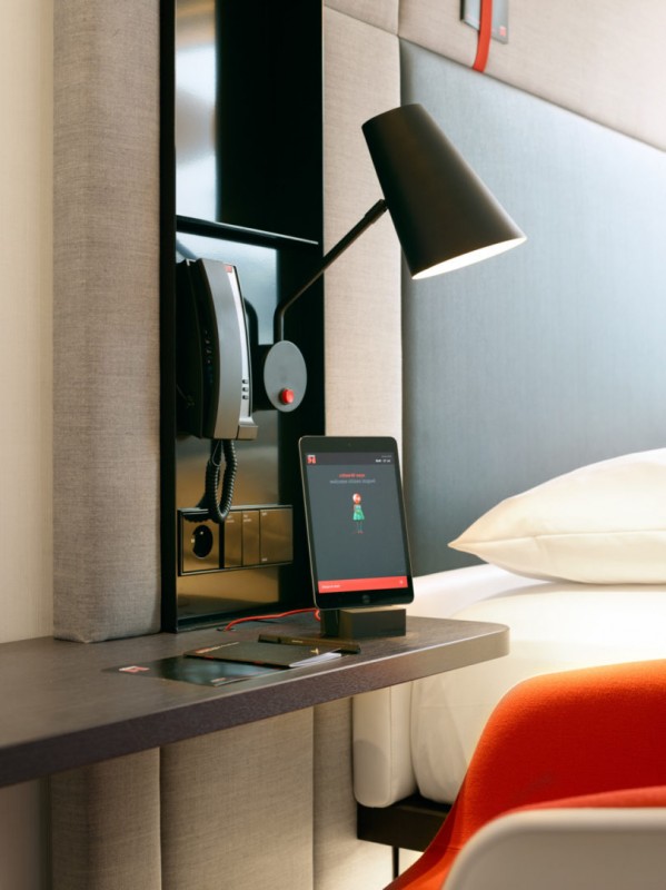 Отель CitizenM Gare de Lyon в Париже