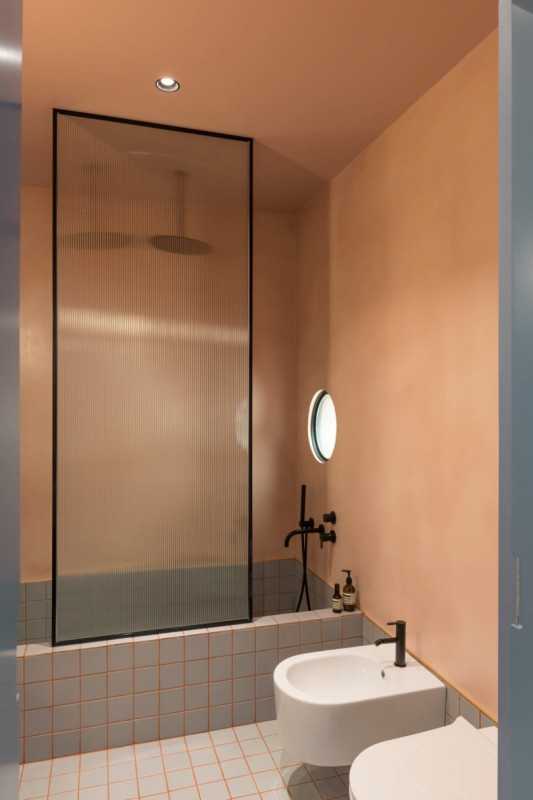 Интерьер апартаментов в здании 1914 года постройки в Барселоне