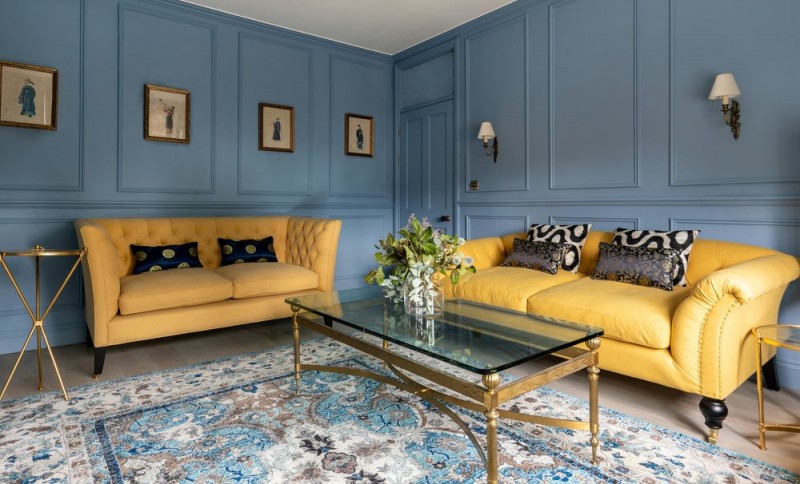 Яркие апартаменты в неоклассическом стиле