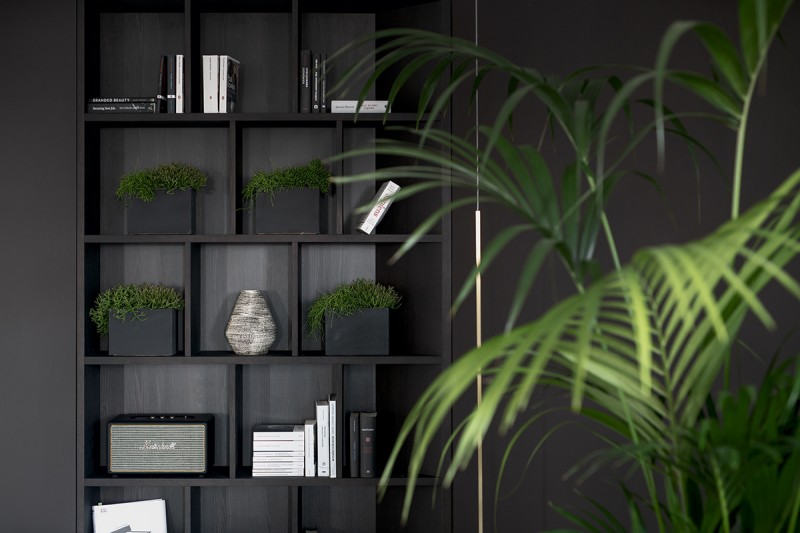 Пентхаус с многофункциональными пространствами и уникальной винтовой лестницей Пентхаус с многофункциональными пространствами и уникальной винтовой лестницей