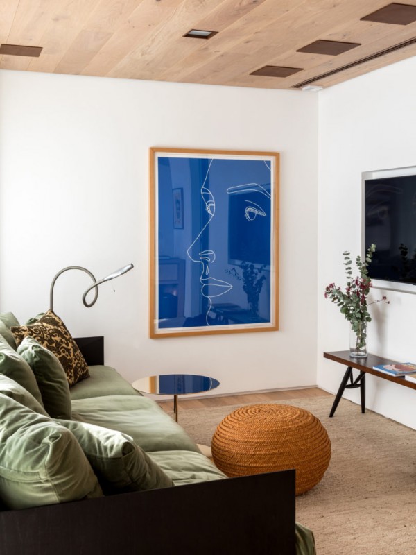 Свежая цветовая палитра нейтральных оттенков в интерьере квартиры в Сан-Паулу