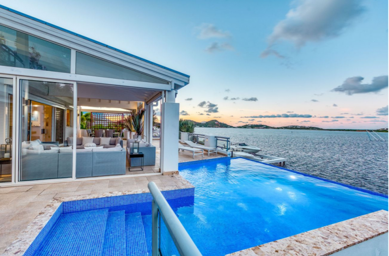 Отель Villa Amaryllis 4* в городе Симпсон-Бэй, Синт-Мартен Отель Villa Amaryllis 4* в городе Симпсон-Бэй, Синт-Мартен