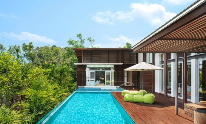 Отель W Retreat Koh Samui на курорте Маенам, Таиланд