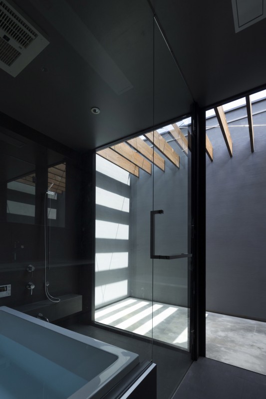 Минималистичный дом, расположенный в Тибе, Япония Минималистичный дом, расположенный в Тибе, Япония