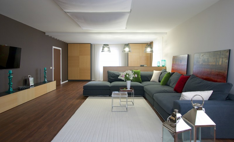 Стильные акценты в интерьере двухуровневых апартаментов