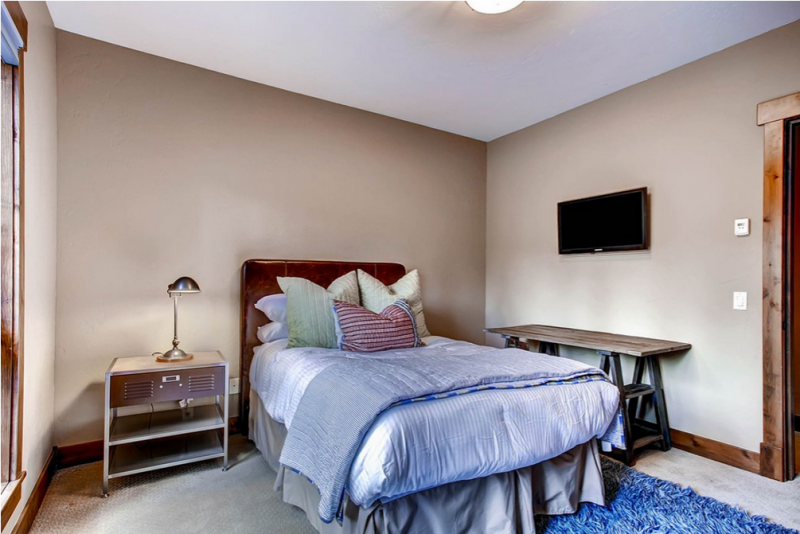 Бревенчатый дом в Брекенридже, Колорадо Бревенчатый дом в Брекенридже, Колорадо