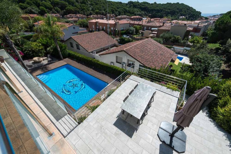 Особняк семьи русского происхождения в Канет-де-Мар, Испания Особняк семьи русского происхождения в Канет-де-Мар, Испания