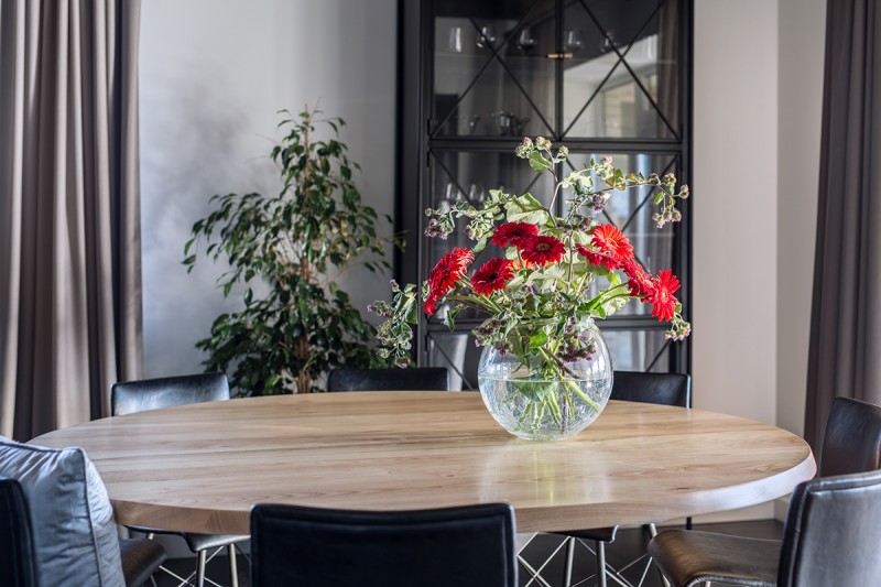 Необычные элементы декора и система освещения в загородном доме Необычные элементы декора и система освещения в загородном доме