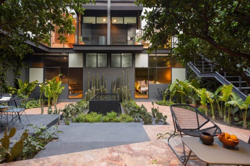 Реновация особняка в Мехико 1913 года постройки