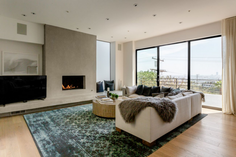 Роскошный дом, расположенный на Голливудских холмах