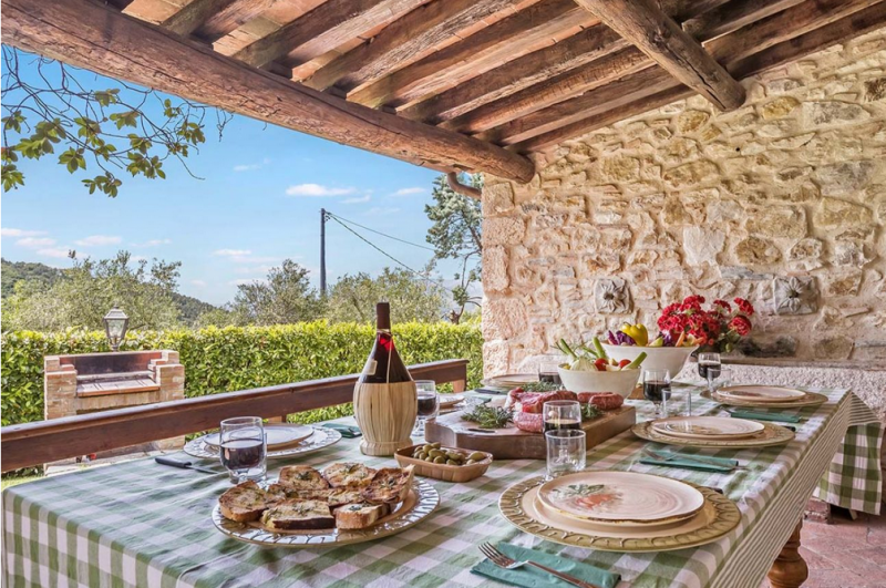 Вилла в Альбанских горах в Италии