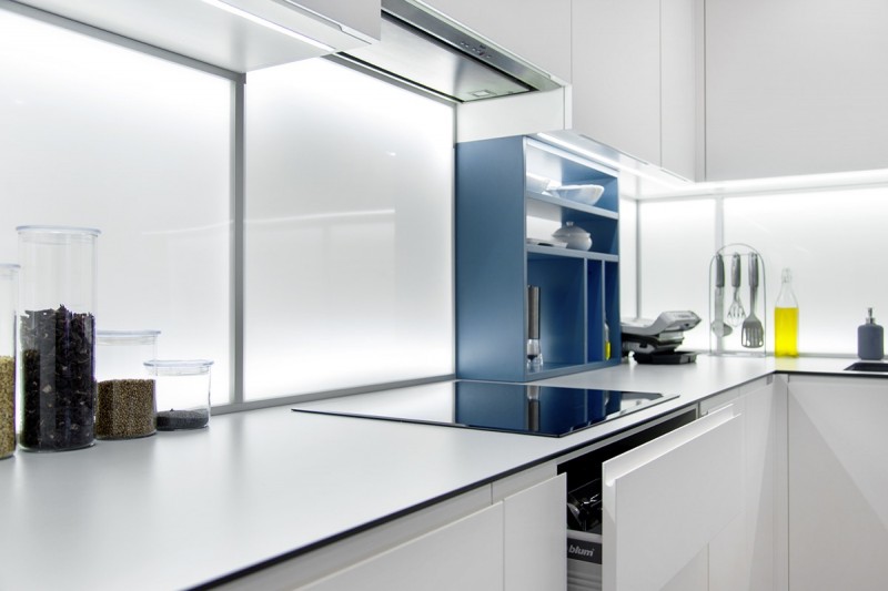 Благородный синий цвет в интерьере