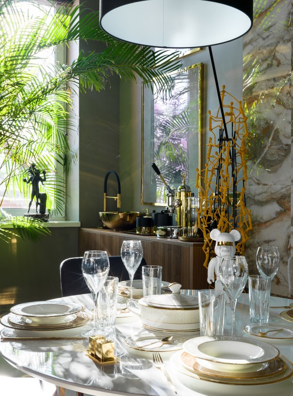 Экстравагантное оформление загородного дома