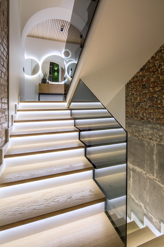 Необычные элементы декора и система освещения в загородном доме Необычные элементы декора и система освещения в загородном доме