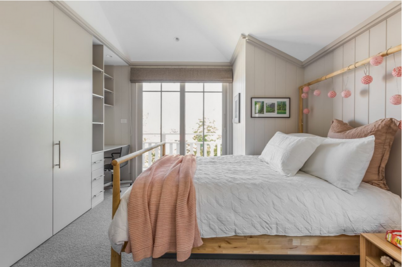 Семейная резиденция с четырьмя спальнями в Сиднее