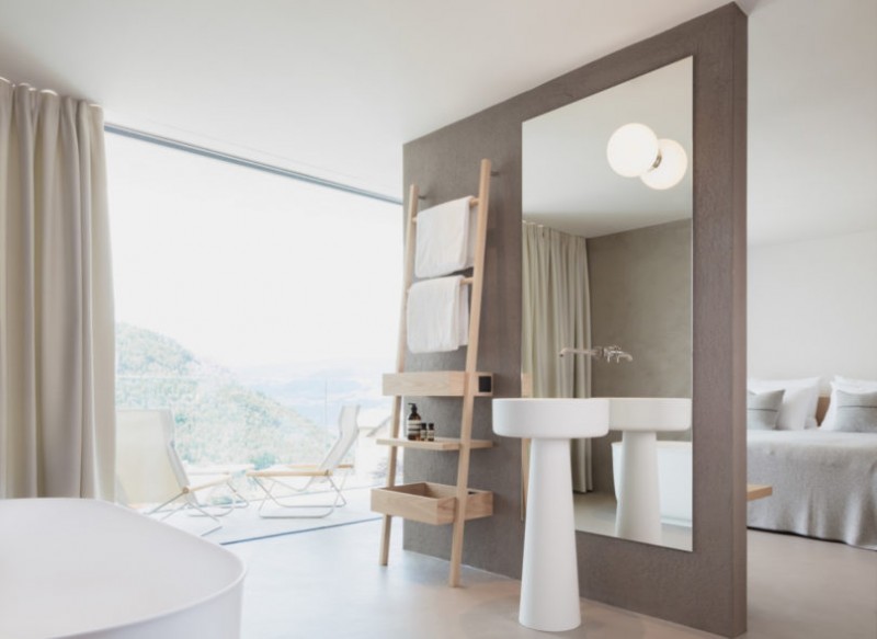 Минималистский отель Schgaguler, окруженный красотой Доломитовых Альп, Италия