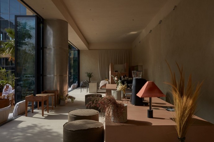 Ресторанчик La Petite Maison в Абу-Даби, ОАЭ