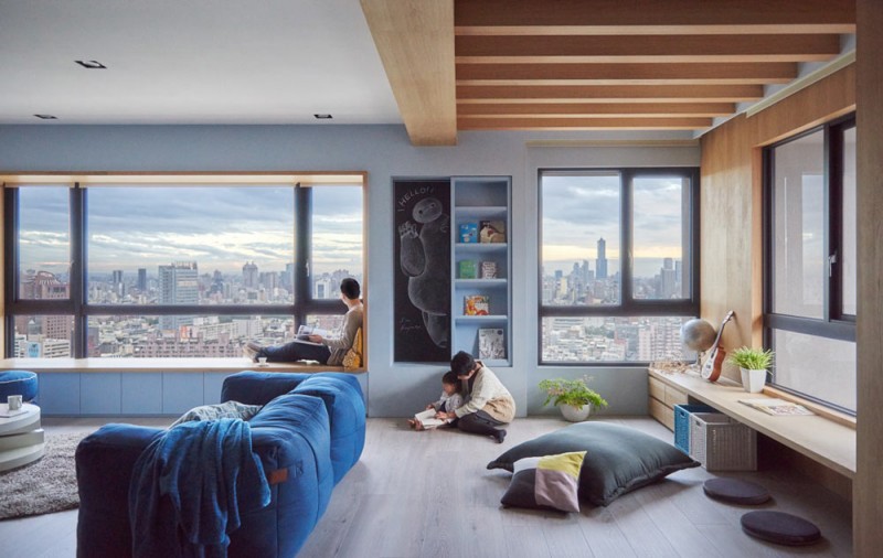 Интерьер уютной квартиры для семейной пары с детьми