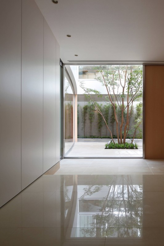 Сочетание современных и традиционных идей в дизайне японского дома