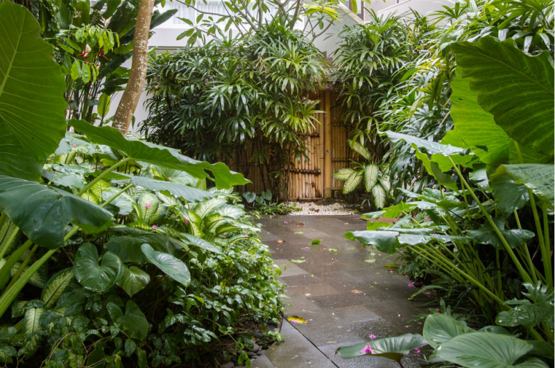 Вилла на популярном курорте Кута, Бали