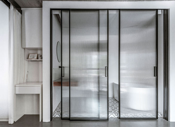 Апартаменты площадью 48 кв. м. с функциональным интерьером