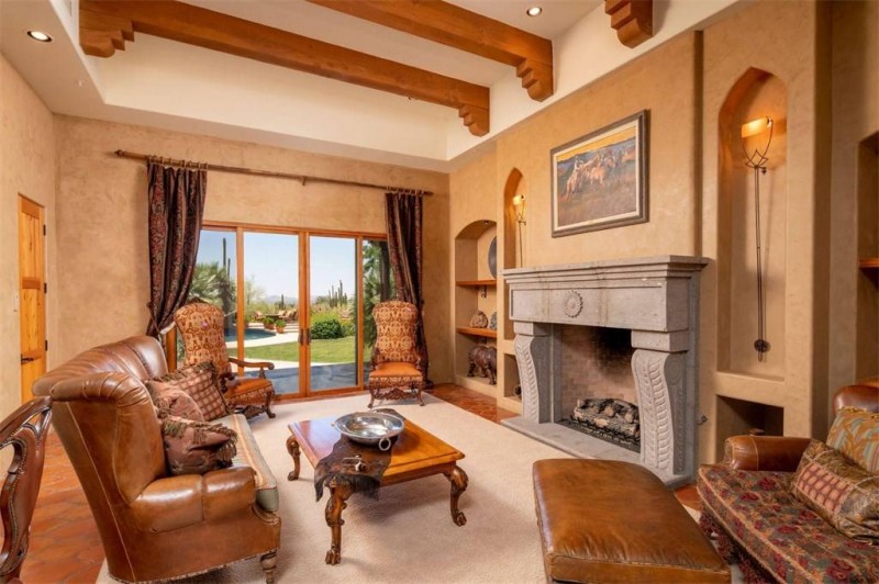 Интерьер особняка в городе Скоттсдейл, Аризона Интерьер особняка в городе Скоттсдейл, Аризона