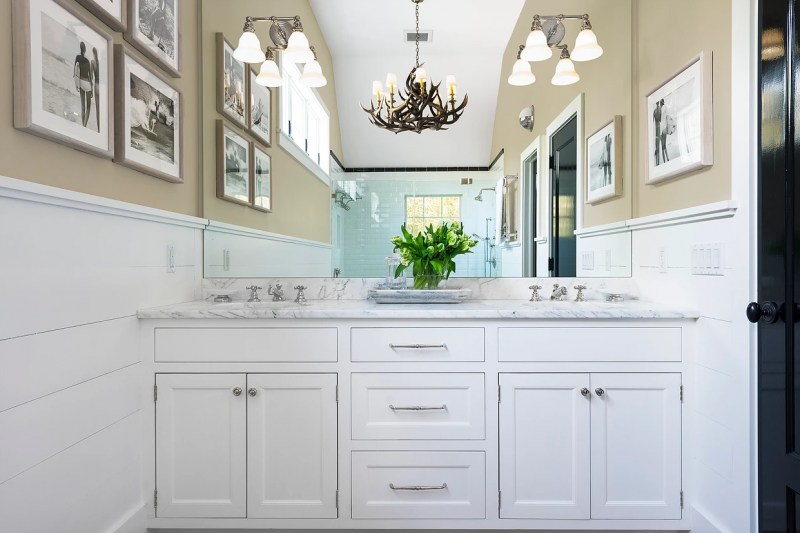 Интерьер особняка в Ист Хэмптон, штат Нью-Йорк Интерьер особняка в Ист Хэмптон, штат Нью-Йорк