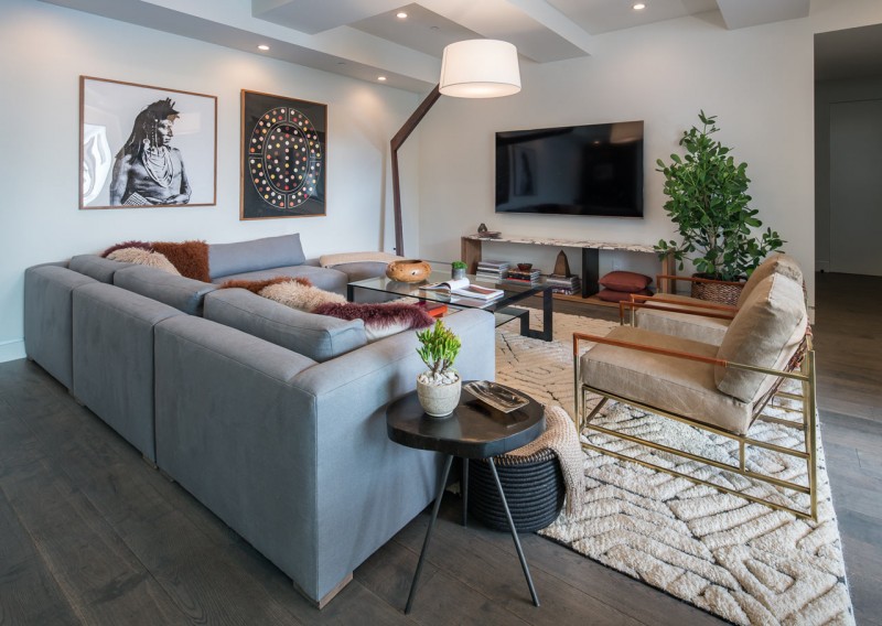 Нейтральная палитра мягких тонов и фактур в интерьере резиденции в Санта-Монике, Калифорния