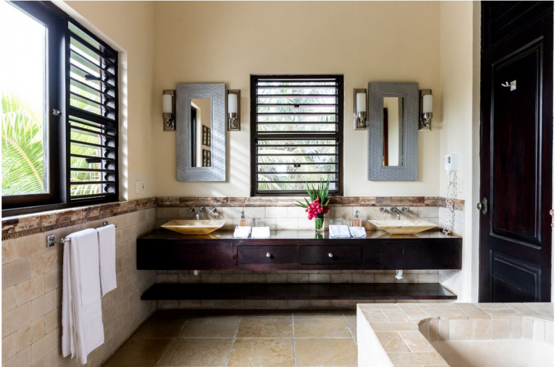 Поместье у залива Солиман, Мексика