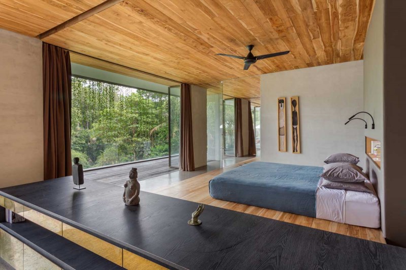 Уединенная вилла на Бали в окружении пышной зелени