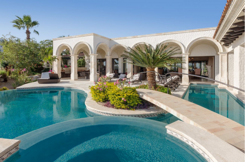 Вилла в романском стиле с видом на океан в Сан-Хосе-дель-Кабо, Мексика Вилла в романском стиле с видом на океан в Сан-Хосе-дель-Кабо, Мексика