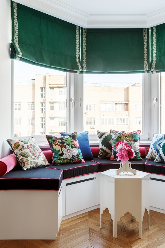 Яркий и необычный интерьер Яркий и необычный интерьер